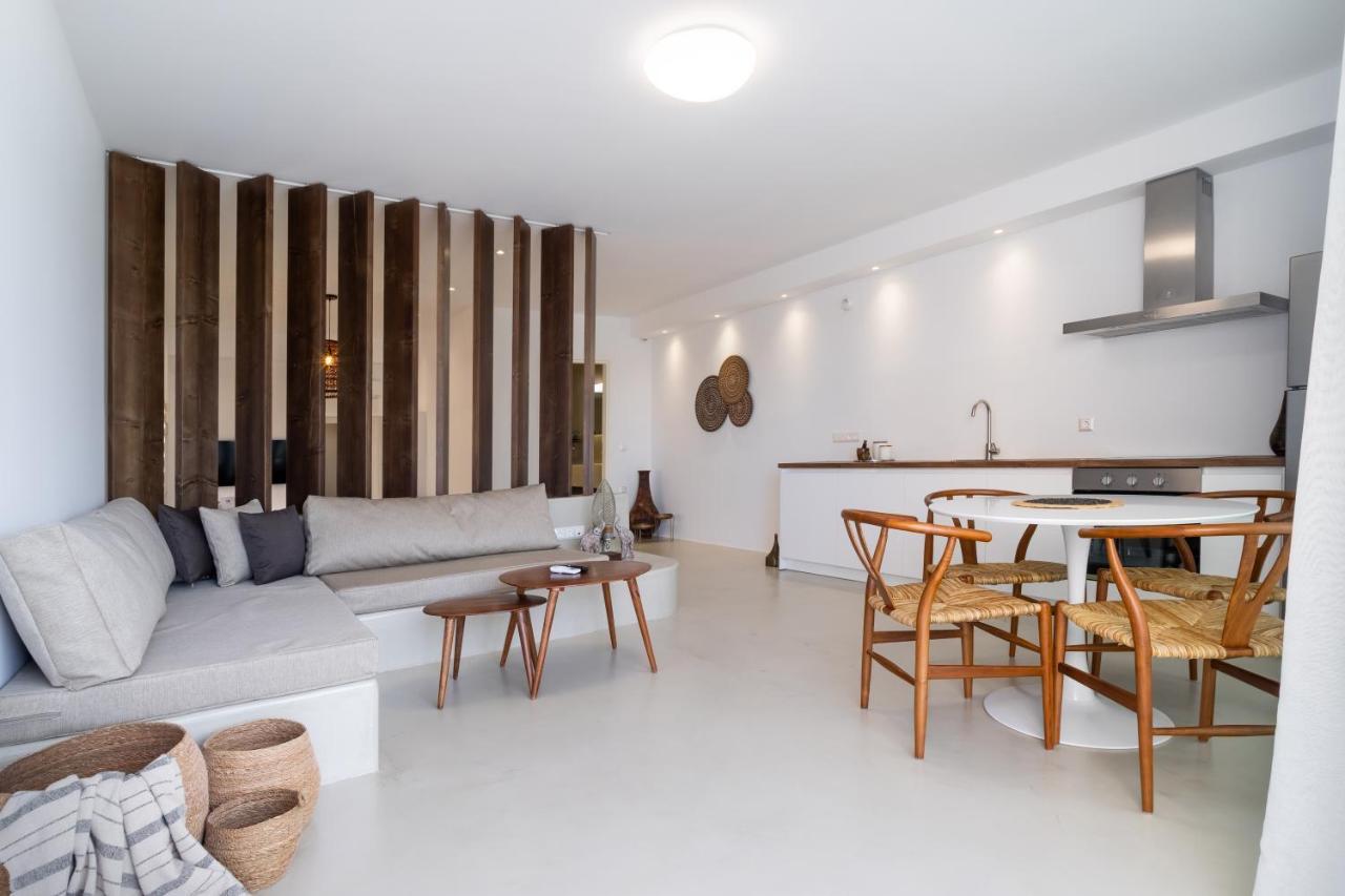 Wave, An Idyllic Seafront Suite By Nirousuites Kokkini Hani Exterior foto